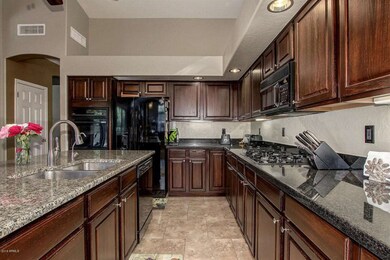 Encanto Kitchen 3