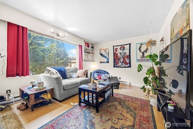 615 E Myrtle St, Bellingham, WA 98225 - photo 2