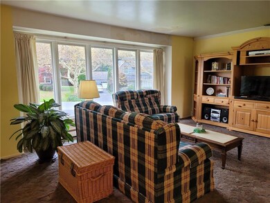 8 Kendon Dr, Easton, PA 18045 - photo 5