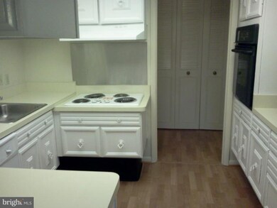 3507 S Leisure World Blvd unit 2C, Silver Spring, MD 20906 - photo 3