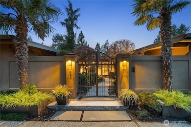 3215 78th Place NE, Medina, WA 98039 - photo 2