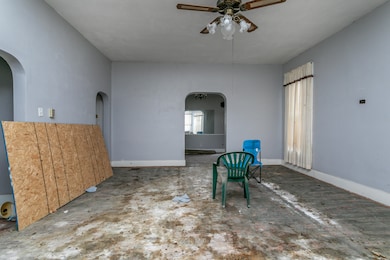 622 7th St, Boonville, MO 65233 - photo 5