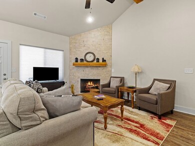 1440 Colonel McNeil Dr, Prairie Grove, AR 72753 - photo 7