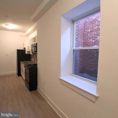 6104 Market St unit 2, Philadelphia, PA 19139 - photo 4