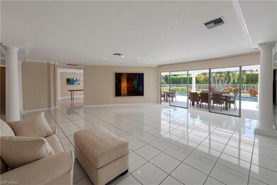 502 Whispering Pine Ln, Naples, FL 34103 - photo 4
