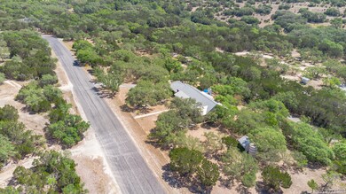 20620 Low Bluff Rd, Helotes, TX 78023 - photo 3