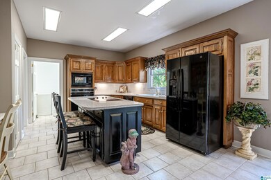 1313 Fairway View Ln, Birmingham, AL 35244 - photo 6