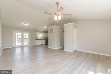 112 Larry Way, Bunker Hill, WV 25413 - photo 5