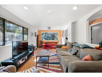 1910 Ridgeway Dr, Eugene, OR 97401 - photo 7