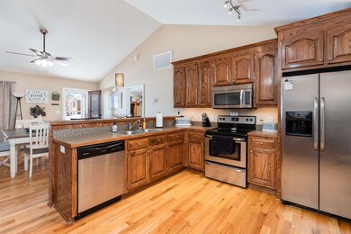 21 Fleetwood Rd, Staunton, VA 24401 - photo 6