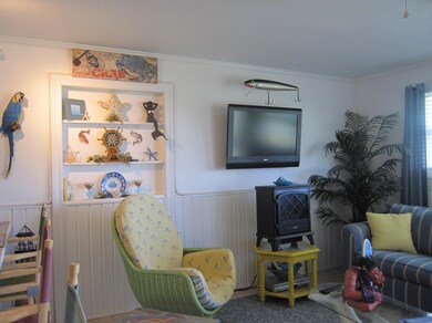 109 Cedar Ln unit 4, Cedar Point, NC 28584 - photo 3
