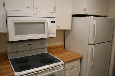 121 S Island Square Dr, Saint Simons Island, GA 31522 - photo 2