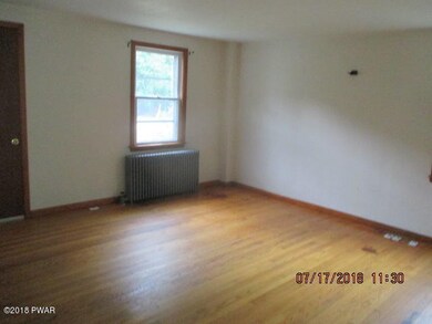 320 Highland St, Hawley, PA 18428 - photo 5
