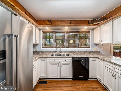 113 Scarsdale Dr, Stafford, VA 22554 - photo 6