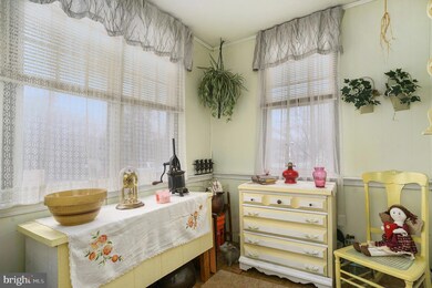 1625 Willow Ave, Hatboro, PA 19040 - photo 2