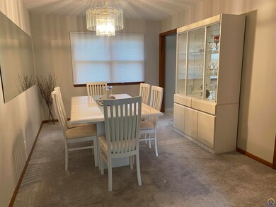 2210 SW 32nd St, Topeka, KS 66611 - photo 7