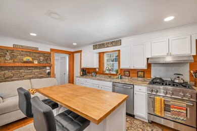 403 Governor Wentworth Hwy, Tuftonboro, NH 03816 - photo 7