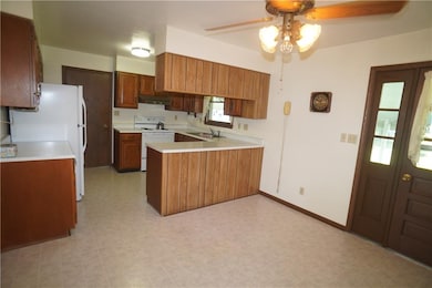 365 Pheasant Run Dr, Batesville, IN 47006 - photo 3