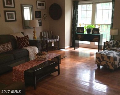 732 Streamside Dr, Bowie, MD 20721 - photo 2