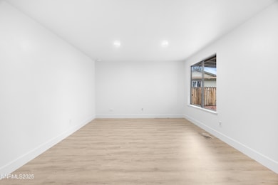 6790 Peppermint Dr, Reno, NV 89506 - photo 4