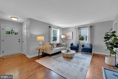 5402 S 12th St, Arlington, VA 22204 - photo 4