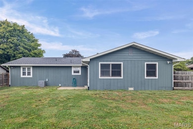 212 Red Bird St, Troy, IL 62294 - photo 5