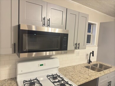 301 E Dumble St, Alvin, TX 77511 - photo 5