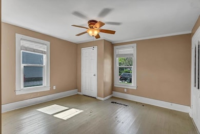 406 W 12th St, Cedar Falls, IA 50613 - photo 5