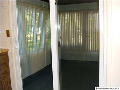 22 S Chestnut Ave, Whiting, NJ 08759 - photo 2