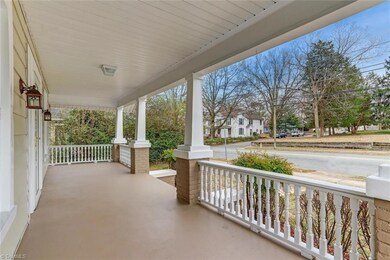 404 Lawsonville Ave, Reidsville, NC 27320 - photo 3