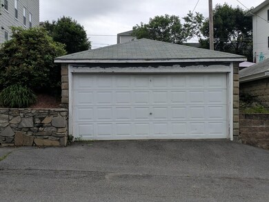 129 Ingleside Ave, Worcester, MA 01604 - photo 2