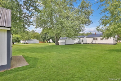 6936 Ryburn St, Shelby Township, MI 48317 - photo 6