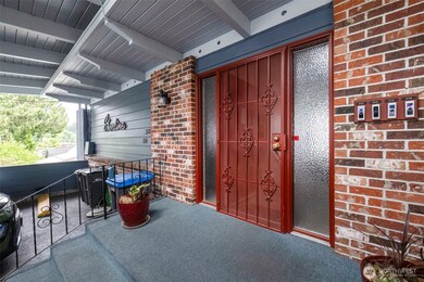 312 Perry Ave N unit 3, Port Orchard, WA 98366 - photo 2