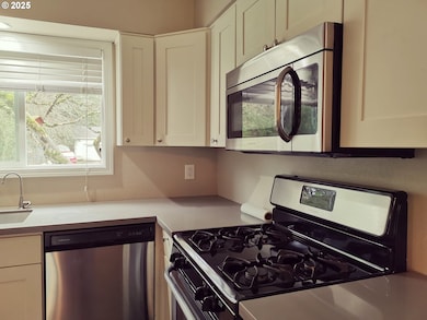 5835 Carman Dr, Lake Oswego, OR 97035 - photo 6