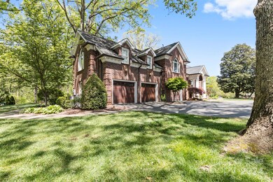 427 N Greenbriar Rd, Statesville, NC 28625 - photo 5