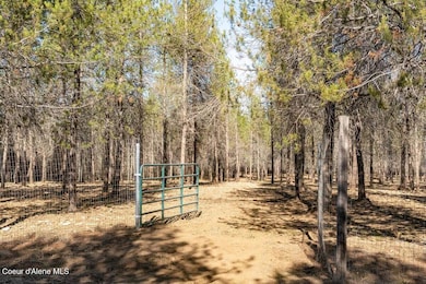 Mel's 5 ac front open gate