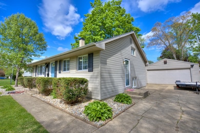 1728 Winston Dr, South Bend, IN 46635 - photo 5