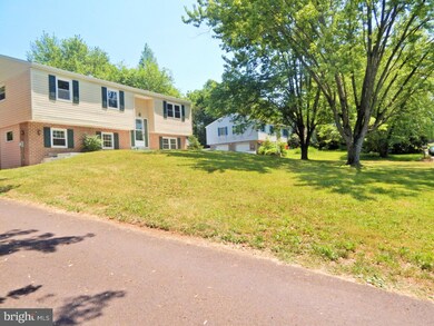1504 Heather Place, Pottstown, PA 19464 - photo 2