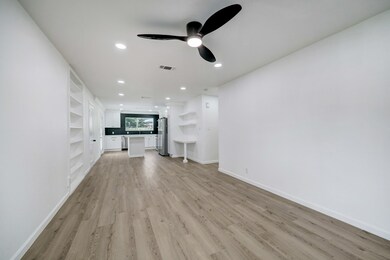 3915 Daphne St, Houston, TX 77021 - photo 3