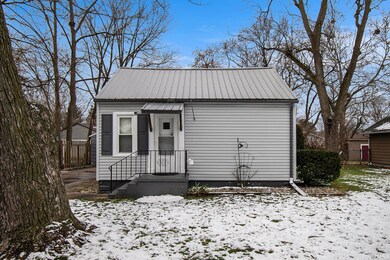 2124 Roys Ave, Elkhart, IN 46517 - photo 2