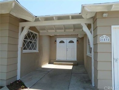 front entry courtyard