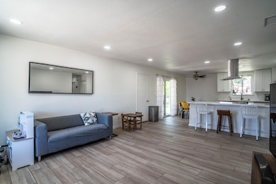 51675 Avenida Alvarado, La Quinta, CA 92253 - photo 5