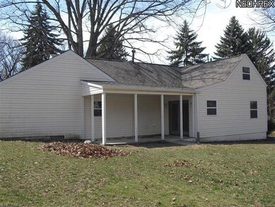 1057 Center Rd, New Franklin, OH 44216 - photo 4