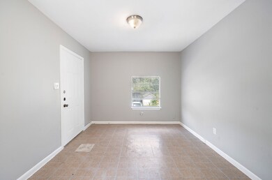 150 Hohldale St, Houston, TX 77022 - photo 3