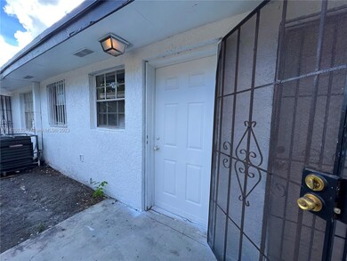 817 5th St unit 4, West Palm Beach, FL 33401 - photo 2