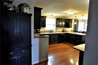 3321 Beech Dr, Columbus, IN 47203 - photo 7