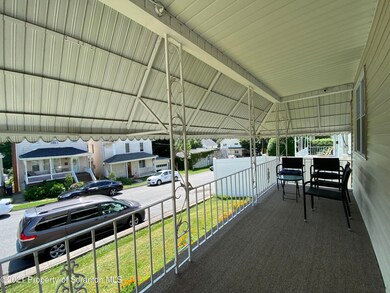 511 N Rebecca Ave, Scranton, PA 18504 - photo 3