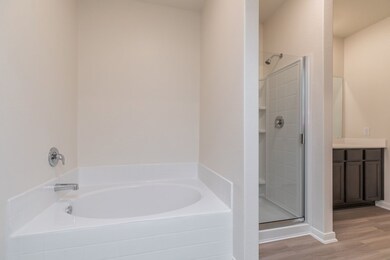 10753 Castle Rock Dr, Cleveland, TX 77328 - photo 4