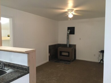 152 S Pine Banks Rd, Putney, VT 05346 - photo 6