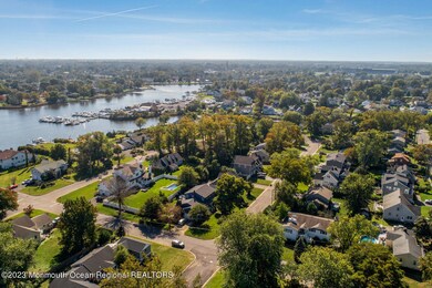26 Itaska Pl Oceanport NJ-large-018-017-